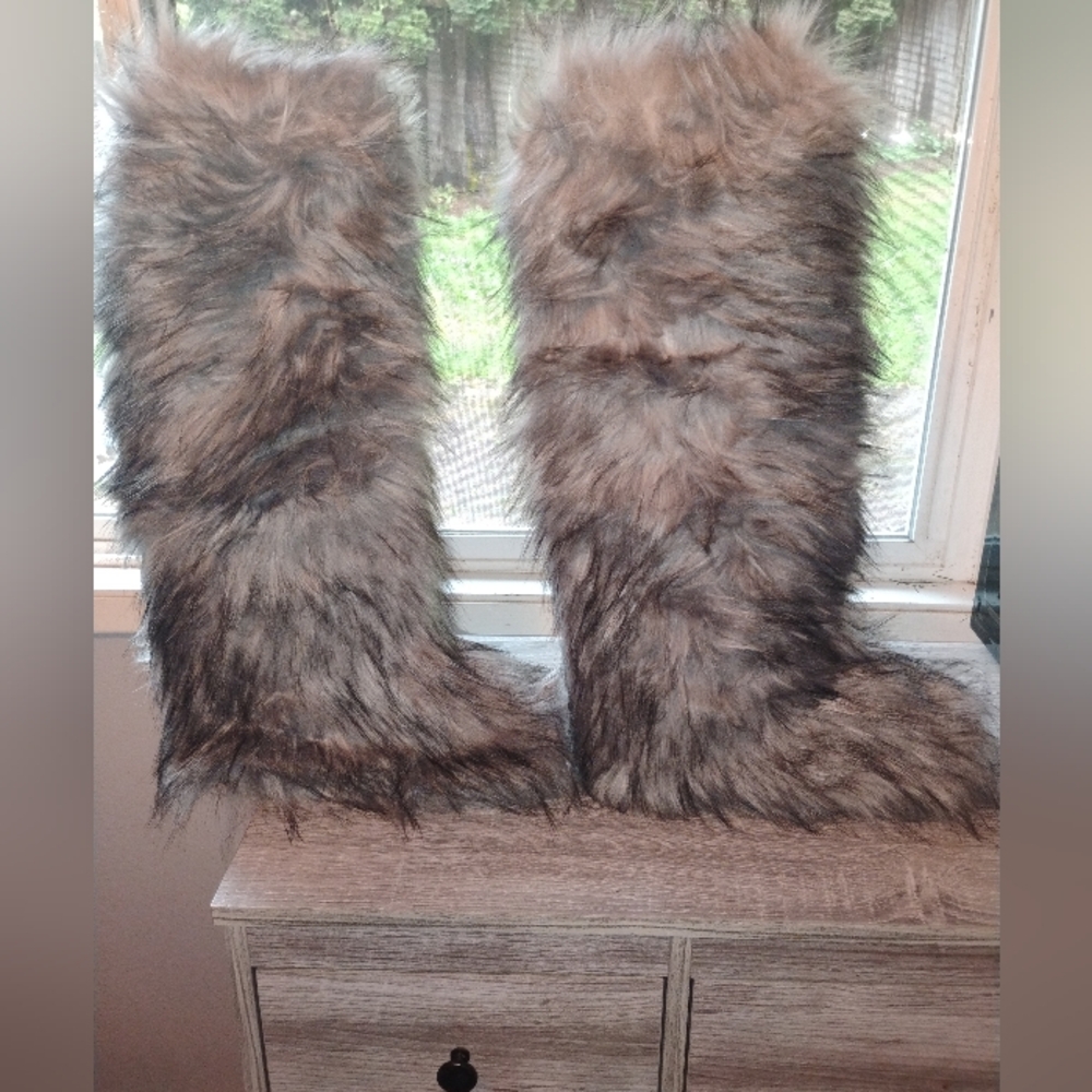 Faux Fur Tall Furry Boots In Gray And White